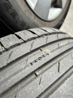 Original Alu disky Škoda s letními pneu 195/65 r15 - 2