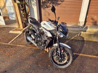 TRIUMPH STREET TRIPLE 765 R 2024 - 2