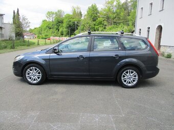 FORD FOCUS II - 1.6 TDCi - GHIA, Tažné zařízení - 2