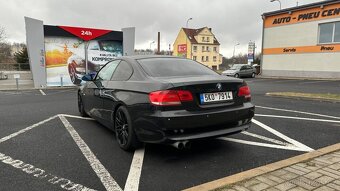 BMW 320i e92 125kW, manuál, r.v.2007,205000km - 2