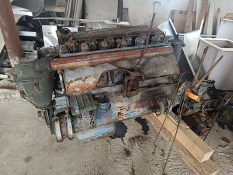 Motor Praga v3s - 2