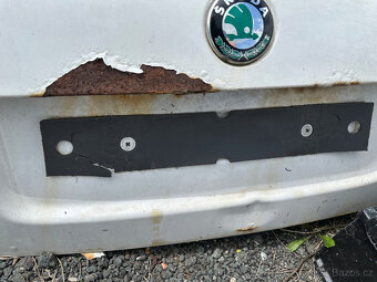 Škoda Fabia 2 Kombi páté zadní dveře, okno - 2