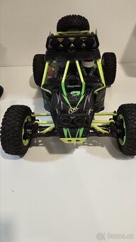 RC Auto na dálkové ovladani - 2