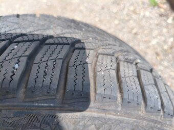 Zimní pneu Nexen 225/45 R18 95V - 2