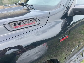 Dodge Ram 2500 6,4 heavy duty - 2