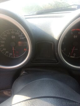 Alfa roameo 1.9 85 km - 2