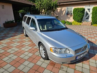 Volvo V70, D5,120KW, TOP VÝBAVA,2.MAJITEL r.v.2005 - 2