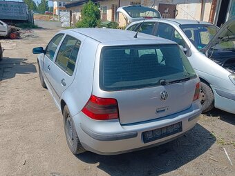 Volkswagen Golf IV - 1.4 16V - 2