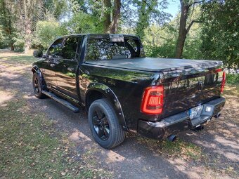 Dodge Ram Big Horn 5.7 Hemi - 2