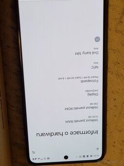 Motorola moto G84 5G 12GB/256GB - 2