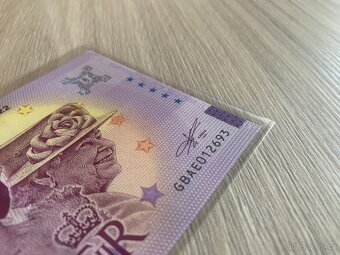 0 Euro Souvenir The Queen's Platinum / královna Alžběta - 2