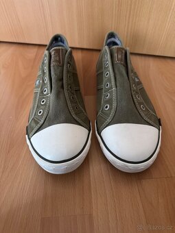 Pánské plátěné slip on tenisky Mustang vel. 43 - 2