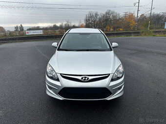 HYUNDAI i30 CW, 1.6 CRDi, r.v. 2011 - 2