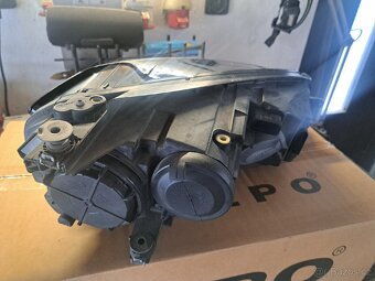 Prodám levé predni světlo VW Golf7 - 2