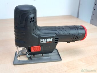 Akumulátorová přímočará pila FERM JSM 1046 - 2