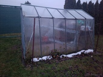 Skleník - 2