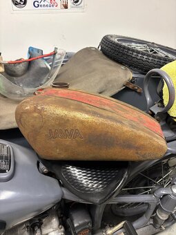 Jawa 100 robot nádrž - 2