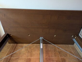 Prodám manželskou postel IKEA MALM 180x200 cm - 2