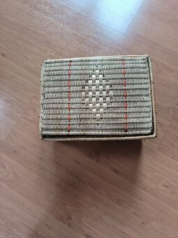 starý proutěný košík, krabička box - 2