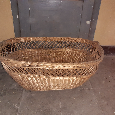 Velký proutěný koš. - 2