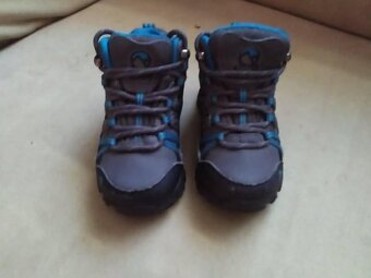 Dětské boty - velikost 22 - 2