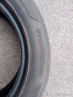 Pneu 225/50R17 - 2