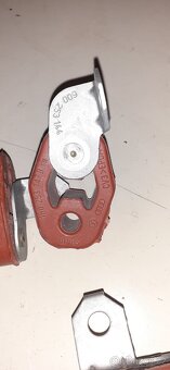 Držák výfuku nový original díl, Škoda (VW,Audi,Opel,Seat aj) - 2