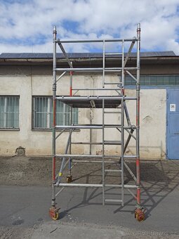 Pojízdné lešení Boss , pracovní výška 4,2m - 2