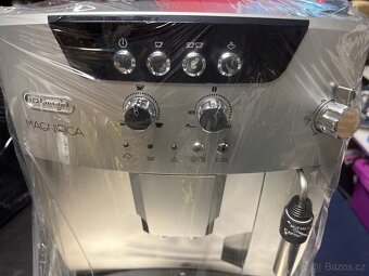 Delonghi magnifica 04.120 - 2