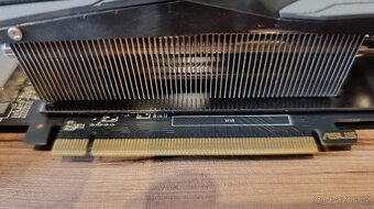 Prodám ASUS ROG STRIX GAMING RX580 O8G - 2