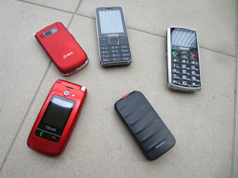 4 mobilní relefony-Brondi,Olympia,Telme, My Phone - 2
