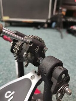 DW 5002AD4 Double Bass Drum Pedal - 2