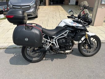 Triumph Tiger 800 - 2