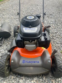 Benzínová sekačka Husqvarna R 152 SV, motor Honda - 2