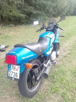 Suzuki GSX 750 ES - 2
