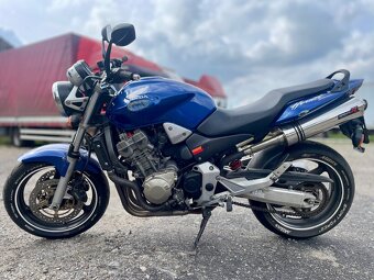 Honda Hornet 900 - 2