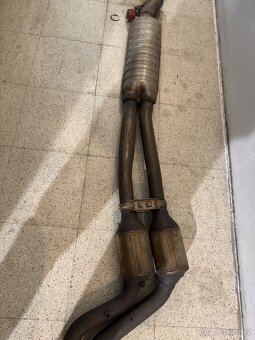 Výfuk s katy pro e90 s motory n52 - 2