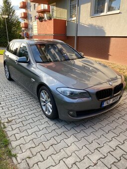 BMW F11 530xd - 2