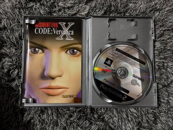 Resident evil code Veronica X PS2 - 2