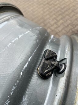 Alu Rial 5x108r17 TPMS 7J ET50 - 2