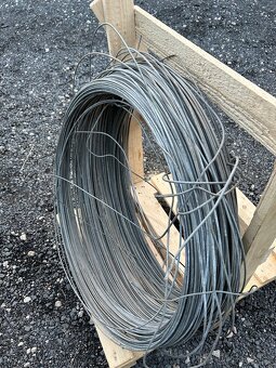 Pevný zinkový napínací drát - 2