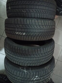 Zimní Continental 235/55R17 - 2