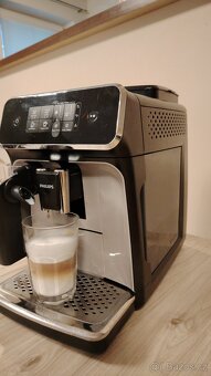 Automatický kávovar Philips LatteGo EP 2235/40 - 2