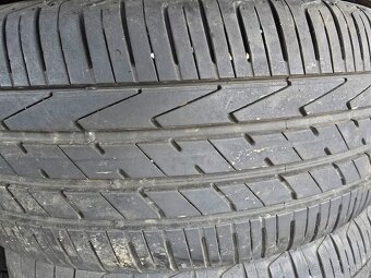 Prodám pneu Hankook S1 EVO2 SUV 235/50/19 - 2