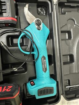 Aku zahradní nůžky (614) - 2