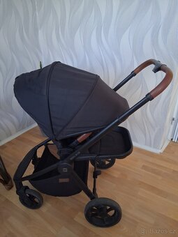 Sportovní kočárek - 2