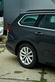 VW Passat B8 1.6 manuál - 2