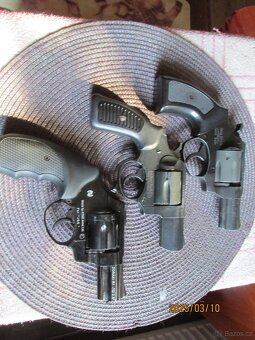 Prodám-Vyměna 3x Plynový revolver - 2
