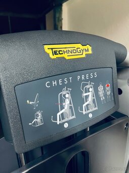 Technogym - Chest Press - 2