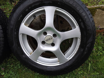 4KS ALU DISKY VČ. PNEU 90% VRANÍK UNI SMART 205/60 R16 - 2